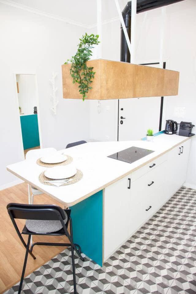 Fully Renovated, Modern Beauty In Central Athens! ภายนอก รูปภาพ